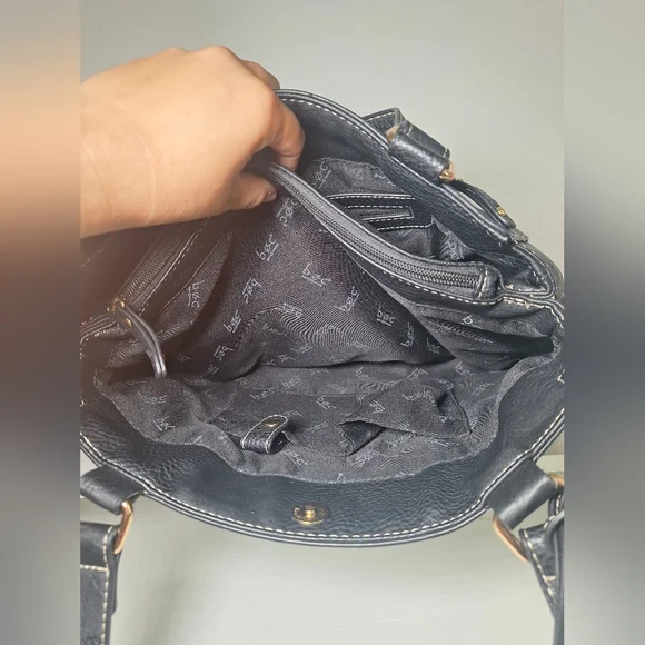 b.o.c. Black and Tan Shoulder Bag with Woven Design - Picture 9 of 10